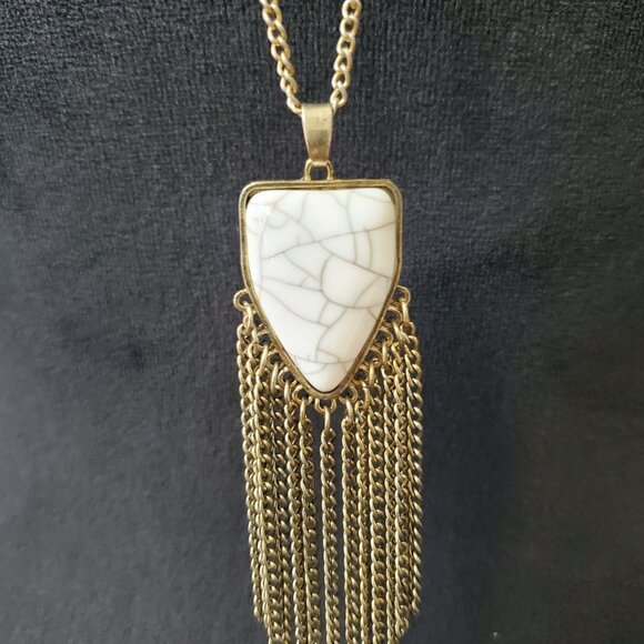 Womens White Persian Shell Eshgh Fringe Pendant Necklace - Picture 5 of 7